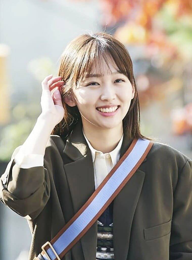 기자-출신-배우-진기주