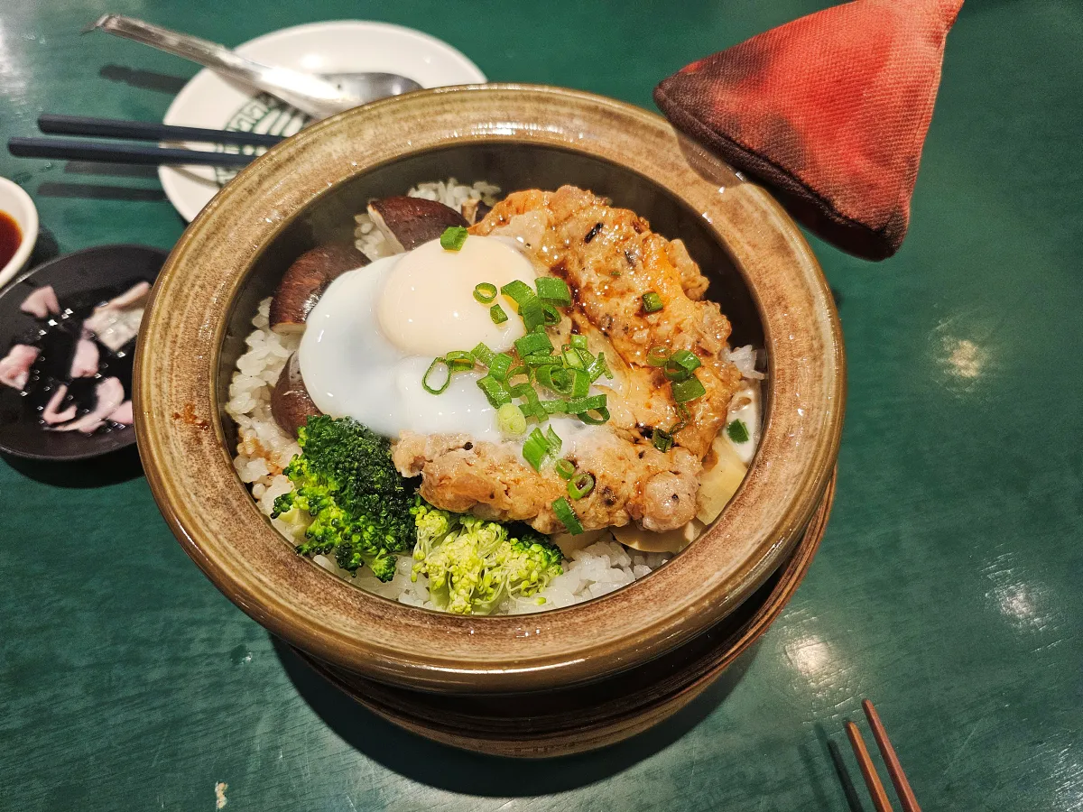 여의도-더현대서울-호이섬-홍콩식당-솥밥
