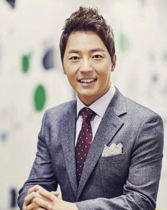 이성배 아나운서 프로필