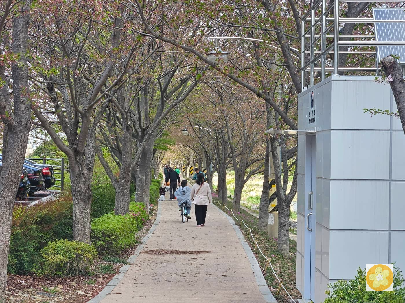 독봉산 웰빙공원 산책로