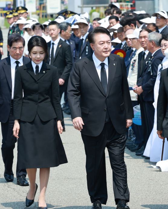 김건희 윤석열