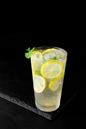 탄산음료의 숨은 위험&amp;#44; 액상과당이 건강을 해친다