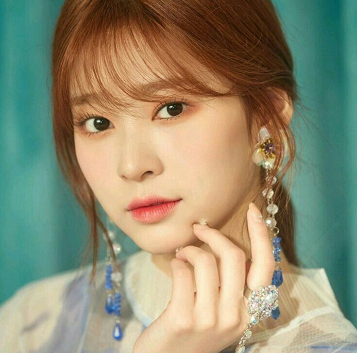 아이즈원 김민주 최애사진