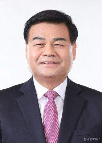 심규언 동해시장 프로필 나이 학력 고향 및 소속정당 징역 9년 6개월 법정구속 논란 총정리