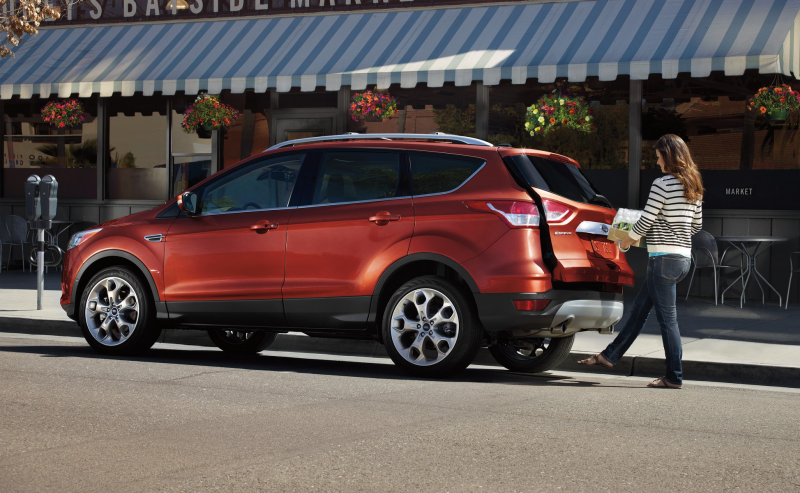 전동 트렁크와 핸즈프리