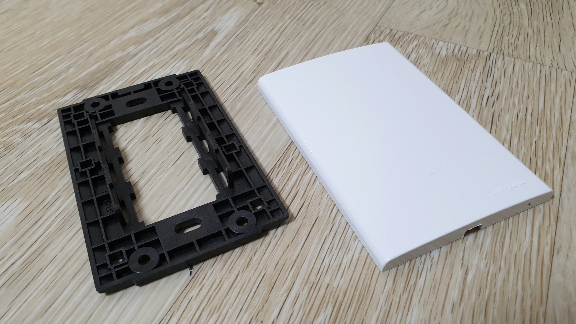 벽면 단자 커버