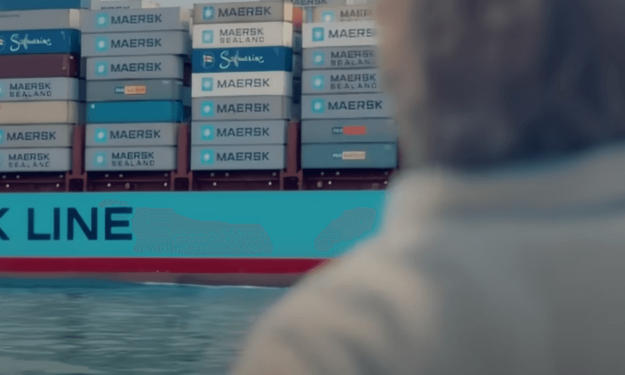 배는 지나쳐만 가고