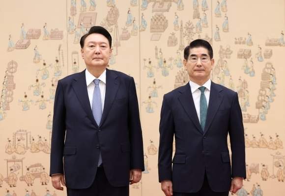 김선호 국방차관 프로필