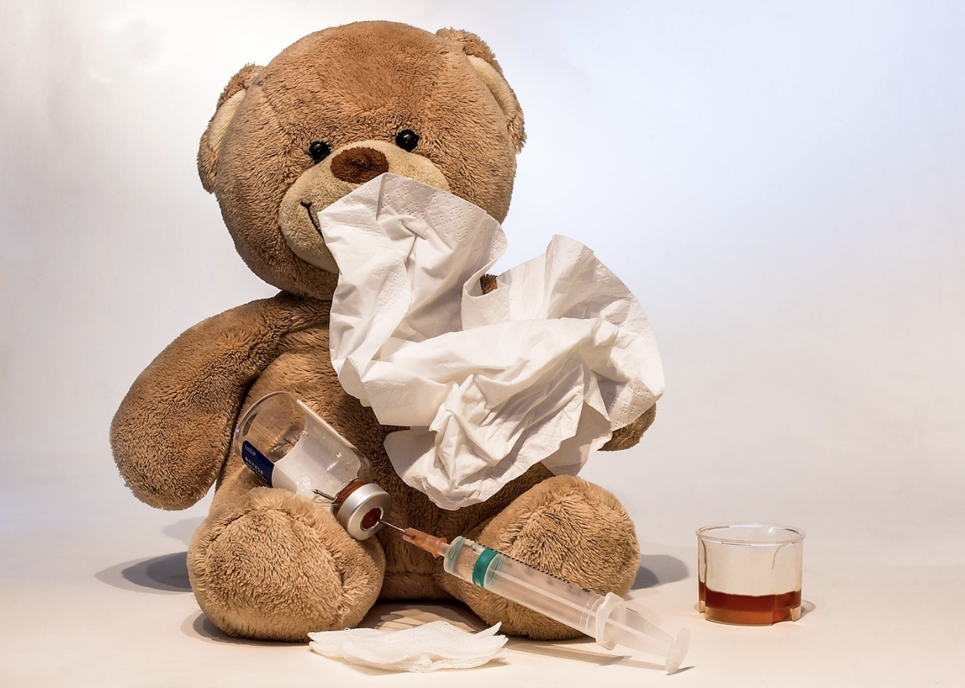 해외여행 중 갑자기 아플 때 대처법 (1)