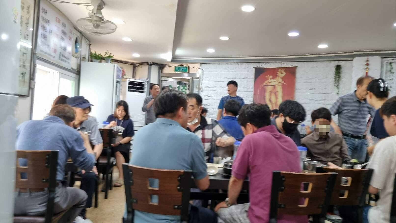 장수삼계탕-내부1