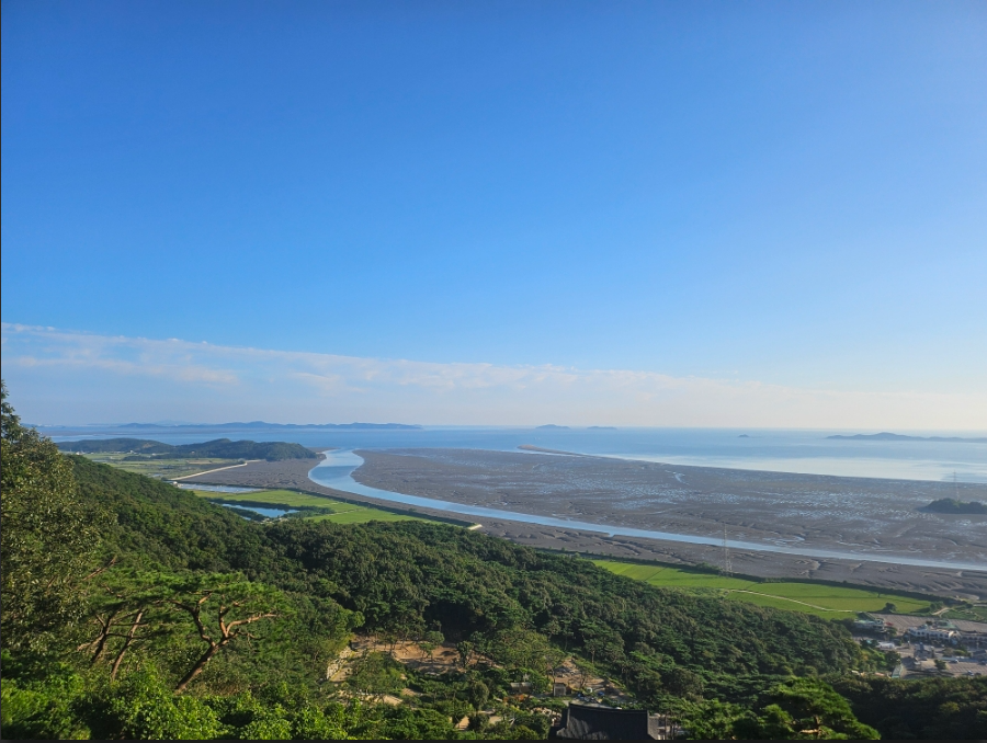 강화도 보문사에서 내려다 본 바다 전경
