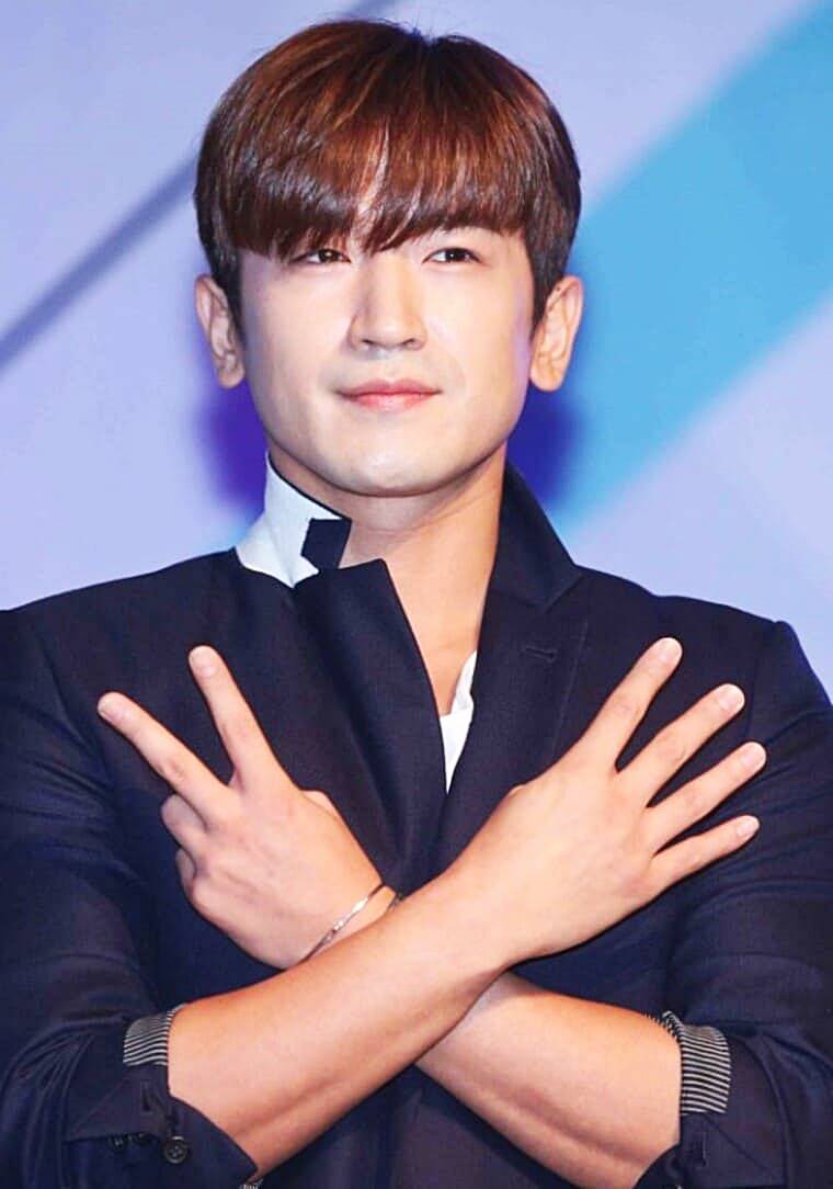 신화-이민우