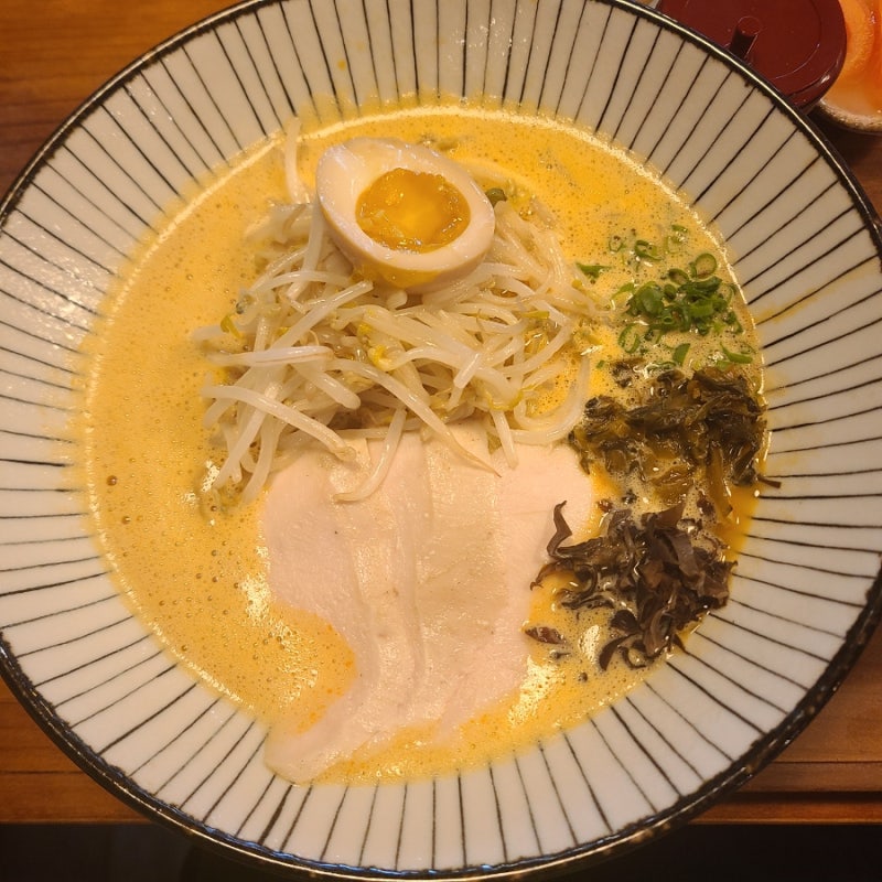 성수동 닭꼬치 '야키토리나루토 성수'