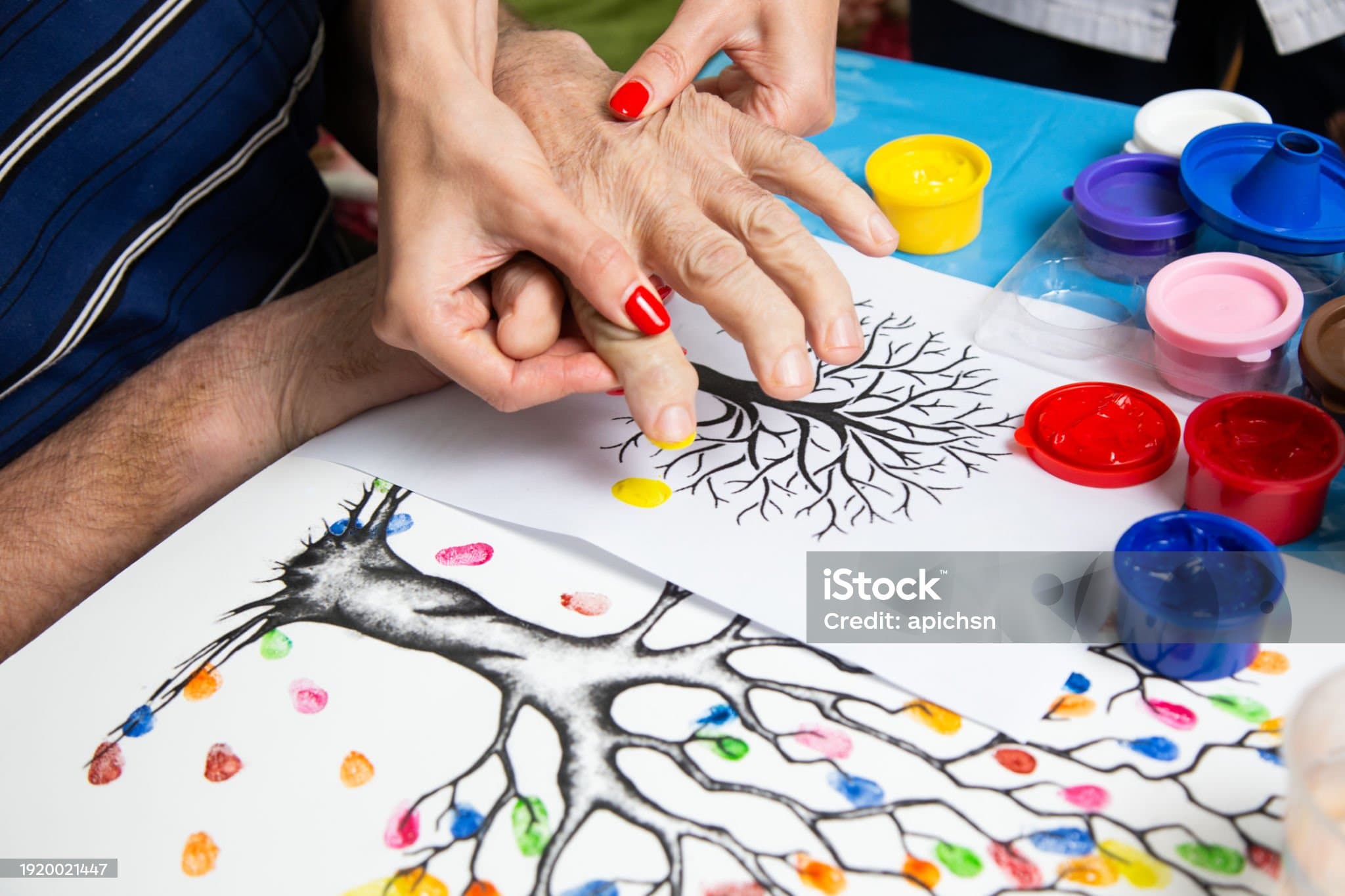 우울증 완화를 위한 미술 치료 프로그램 사례