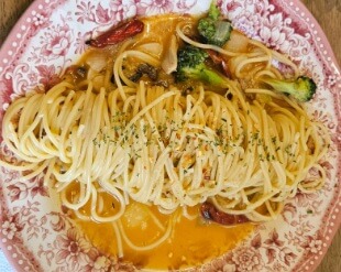 생방송투데이 막 퍼주는 집&amp;#44; 얼만데요? 수원 율전동 파스타 맛집 아늑