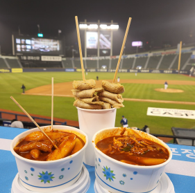 직관 전에 꼭 봐야 할 전국 야구장 간식 맛집 지도
