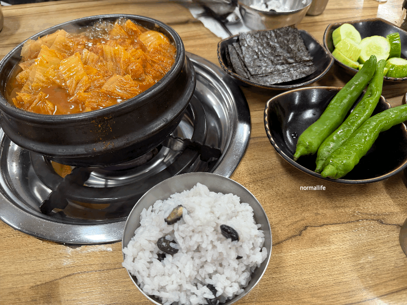 권인순 갈비 김치찌개