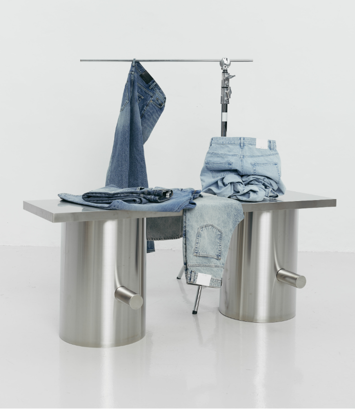 브랜디드 (Branded)