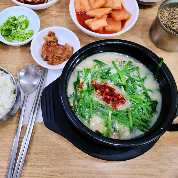 생방송 오늘저녁 안양 안양예술공원 순대국 순대국밥 맛집