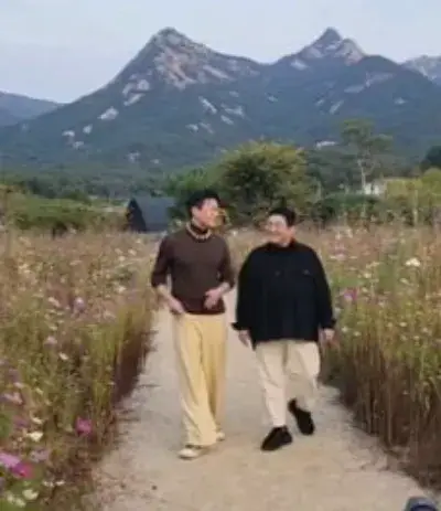 방시혁-사진