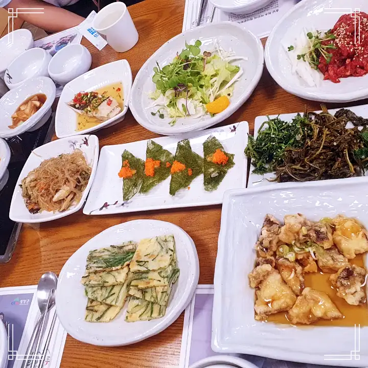 진심 가득 건강 담은 맛 청양 맛집 추천 생방송투데이 구기자고추떡갈비 구기자솥밥 버섯전골 표고버섯탕수 쓰리고 알프스마을 출렁다리 여행 추천 코스 오늘방송 보고 먹고 즐기고 3GO