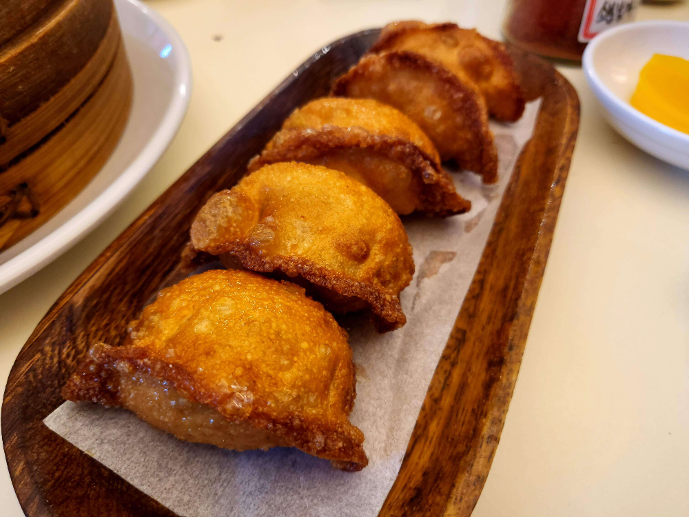 부산역 군만두 맛집 '신발원' 군만두