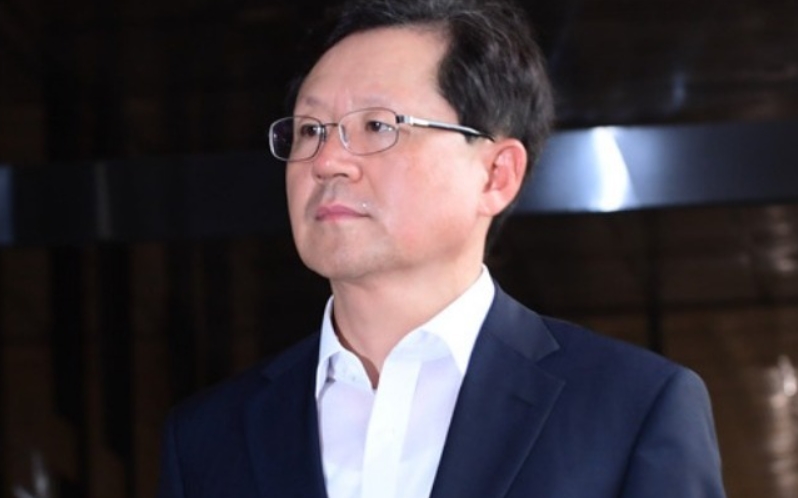 윤갑근 옆모습