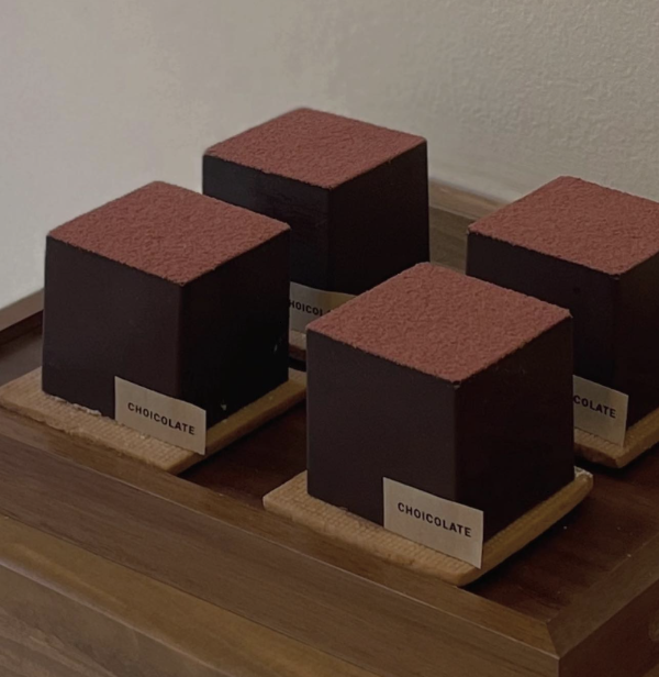 밸런타인데이 및 화이트데이 선물 : 서울 수제 초콜릿 가게 Top 9_최콜릿_얼그레이베리 무스 크림