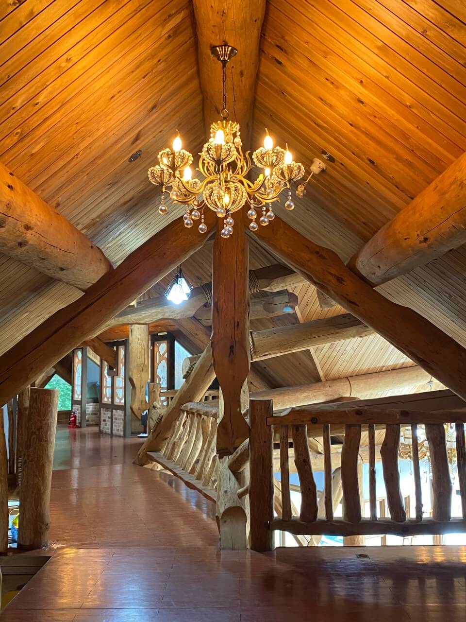 6시내고향 경남 양산 여행 명소, 매실 구매방법, 수제소시지 체험 조아저씨의 수제소시지, 궁중채화 전통 체험·전시 한국궁중꽃박물관, 홍룡폭포