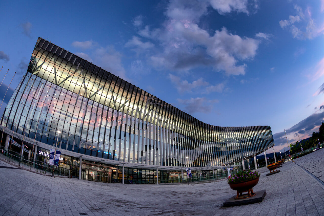 생방송투데이 3785회 우리 동네 홍(보)반장이 간다 APEC 성공 개최를 위해 홍반장이 간다&amp;#44; APEC 공식 숙소 소노캄 경주&amp;#44; APEC 2025 지정 음식점 고도벌한정식&amp;#44; APEC 회의 장소 경주화백컨벤션센터 (HICO) 