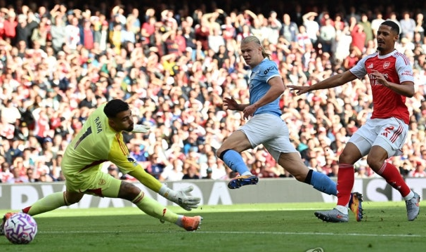 프리미어리그 경기 : 아스널 vs 맨시티 : 맨시티 득점 장면