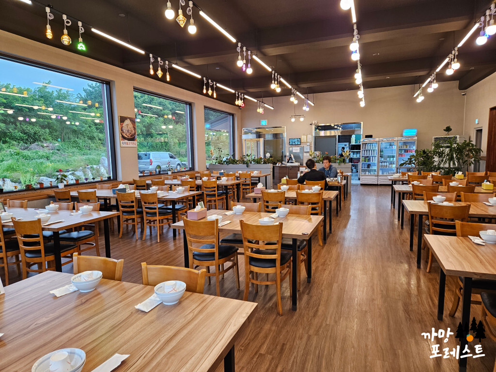 궁평항 맛집 석정 내부
