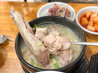 접짝뼈국