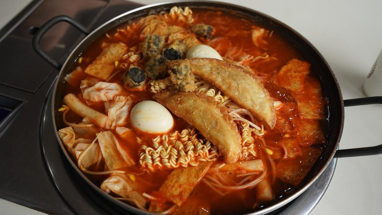 ② 신혼부부즉석떡볶이 &ndash; 강남대 앞 전설의 떡볶이