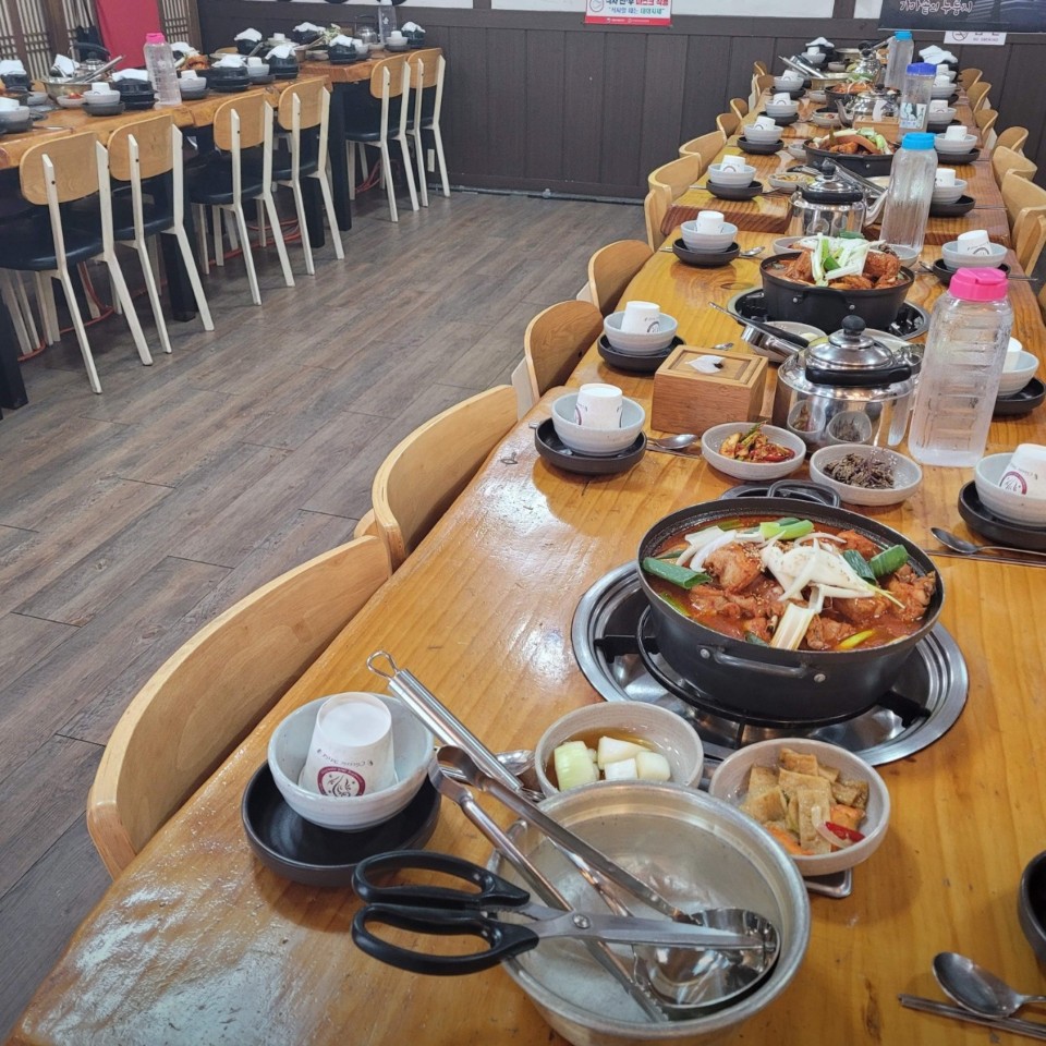 오창 가마솥의 누룽지 후기, 진한 국물과 푸짐한 한상차림의 비밀