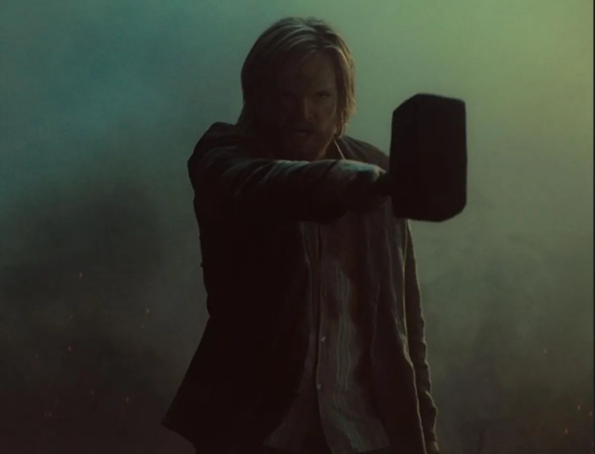 묠니르-들고있는-토르-전쟁신