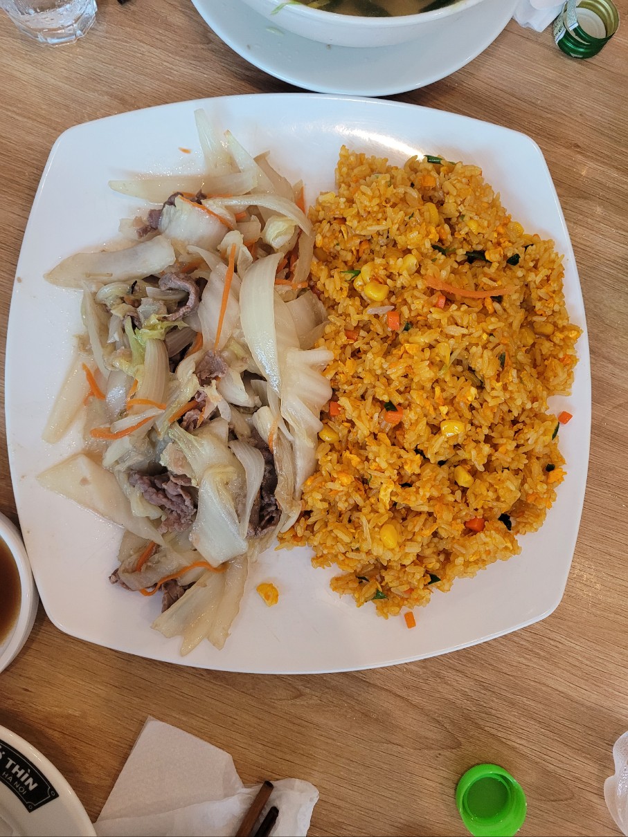 미딩 퍼틴 직영점 볶음밥 사진