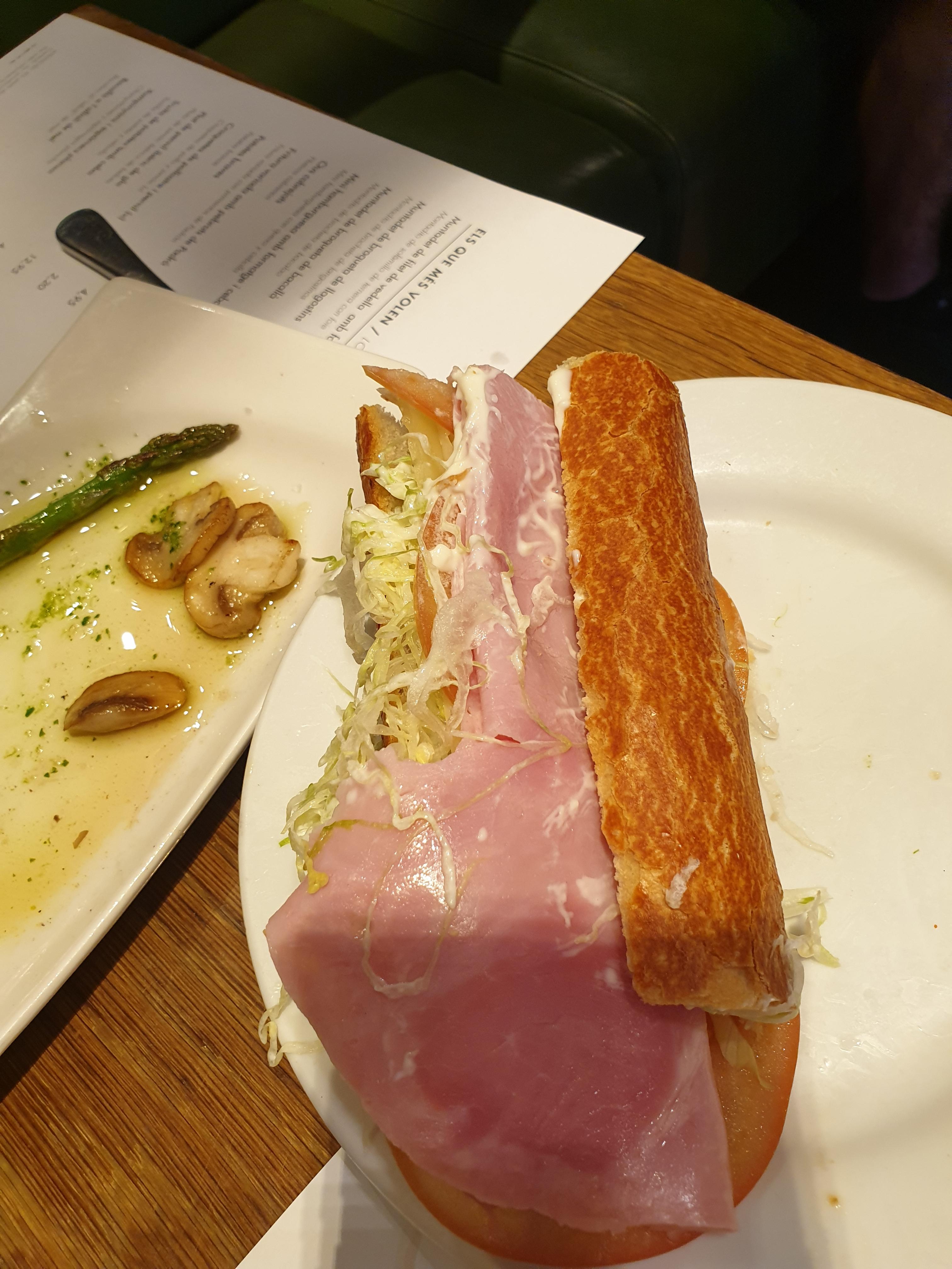 시우다들 콘달 샌드위치