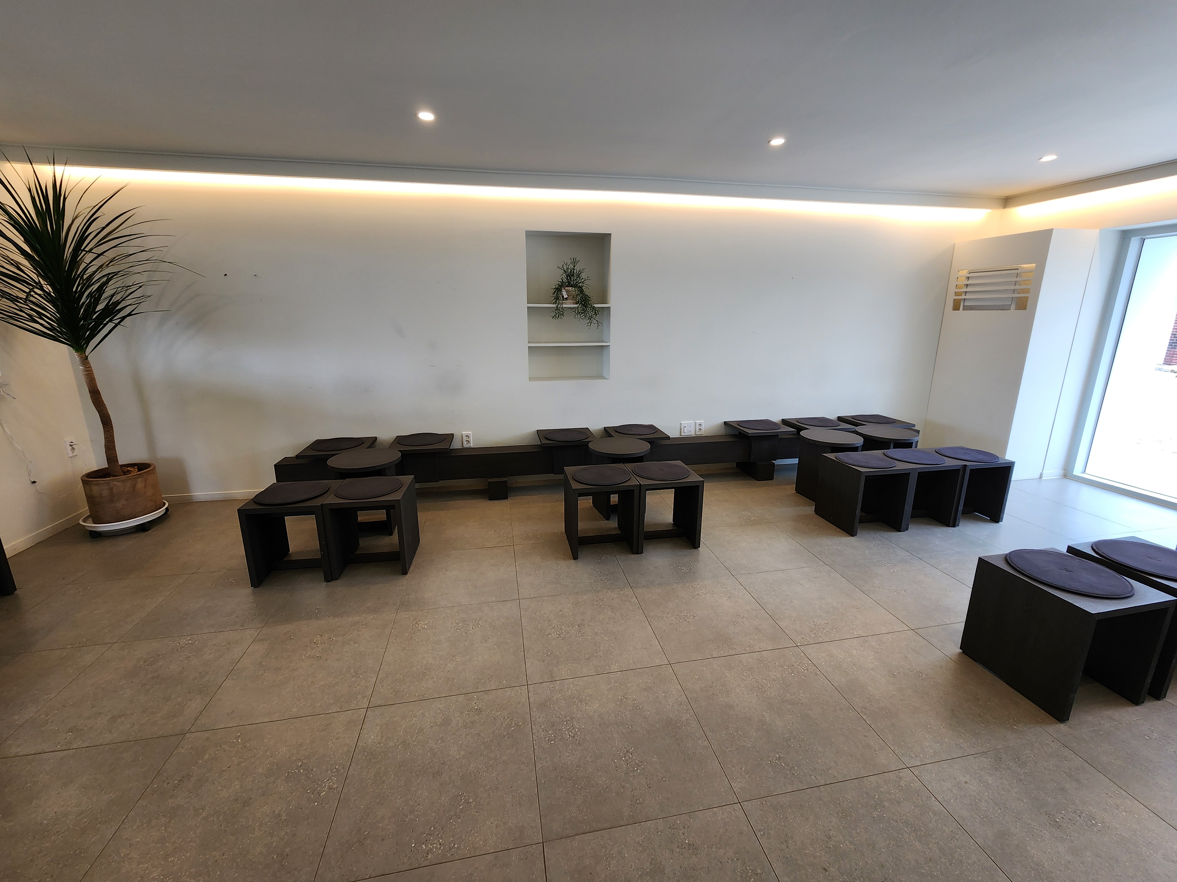 3917 마중 카페 내부 모습