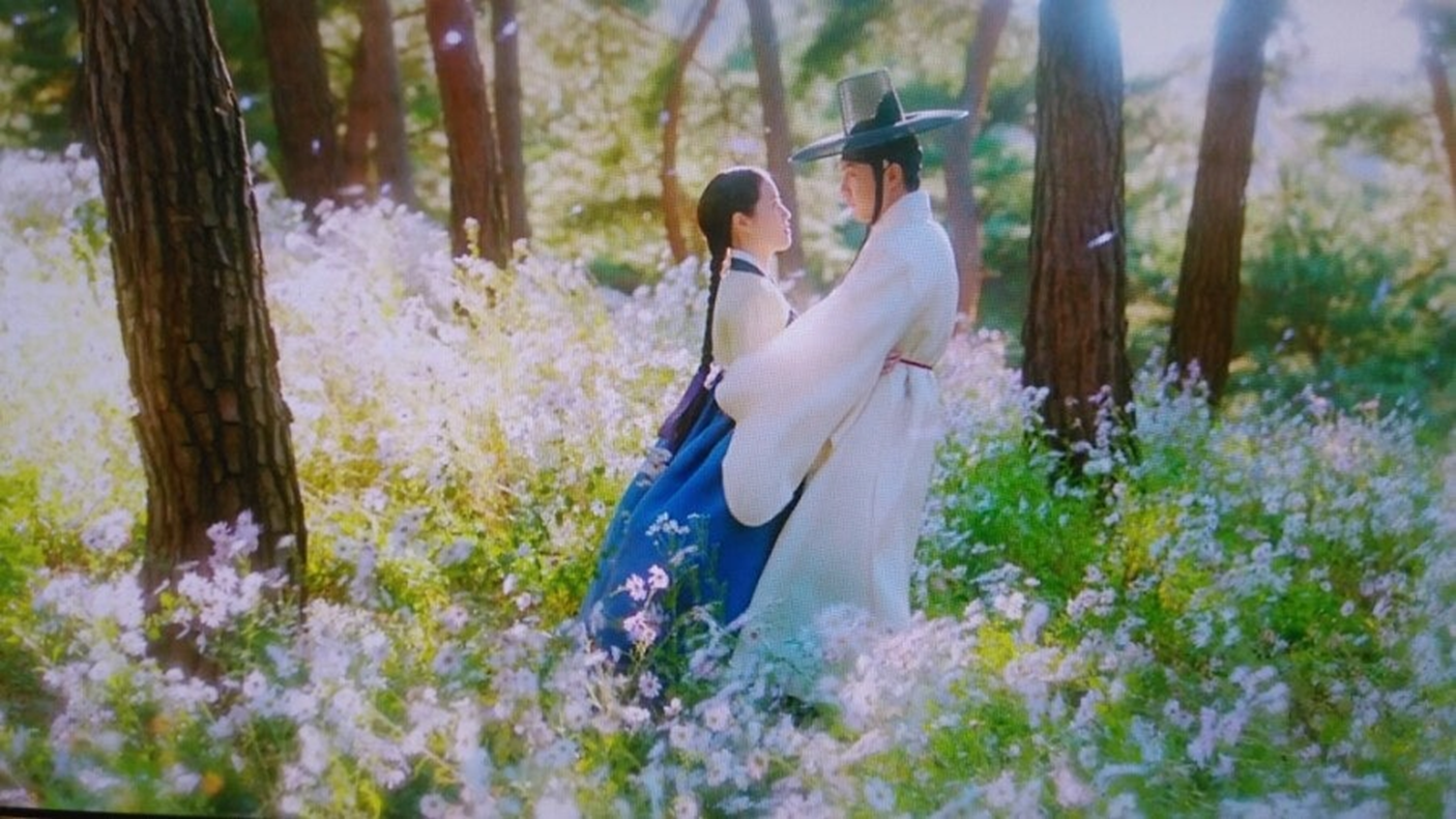 [궁합]영화 한 장면