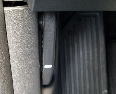 워셔액넣는버_1차보닛열기