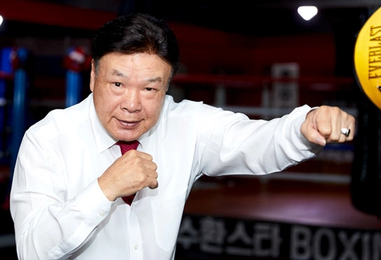 홍수환 자유통일당 입당 이유 배경