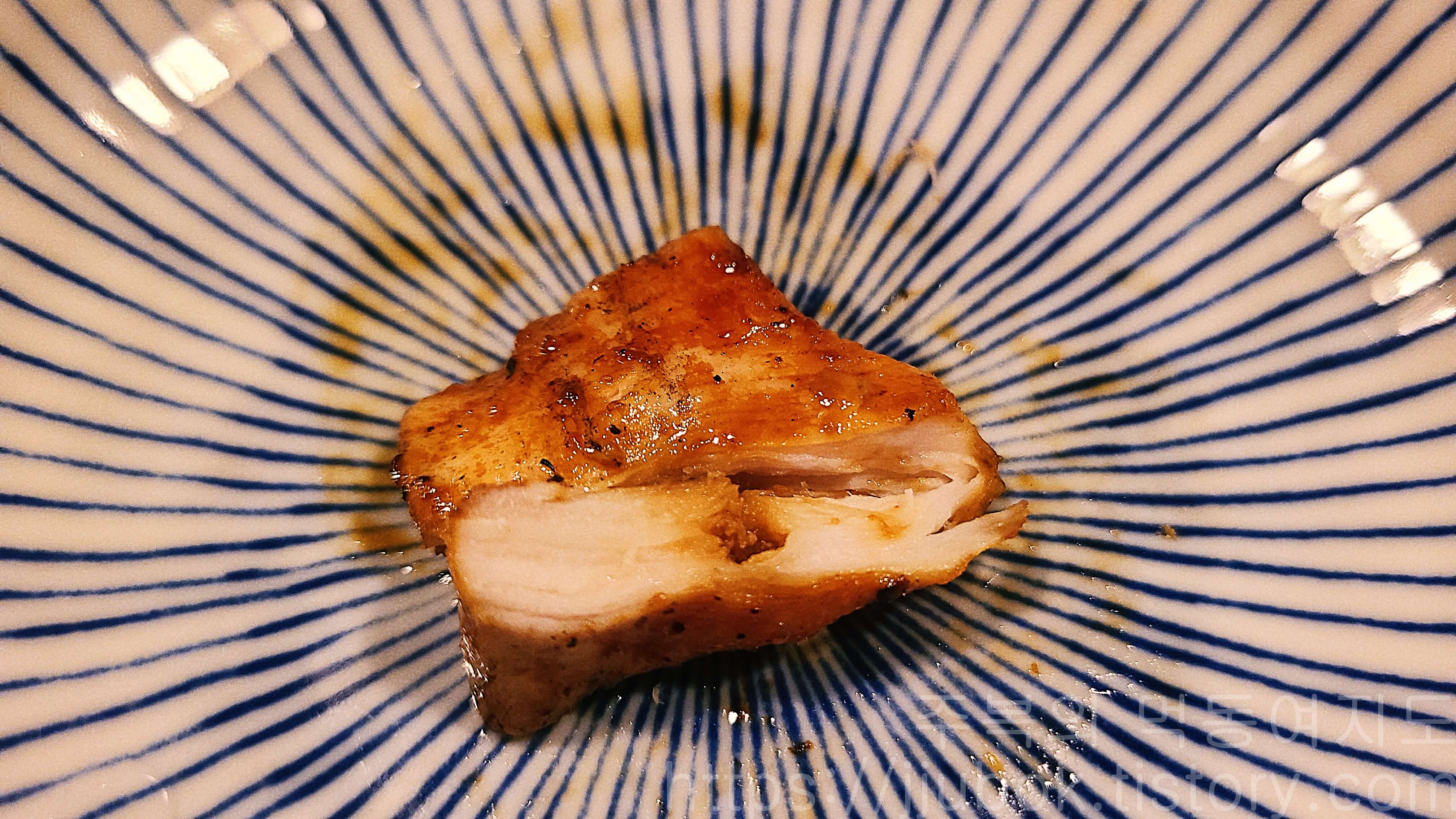 이자카야-토리카와-닭대파구이-맛