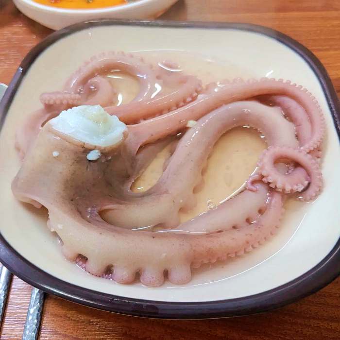 고두심이 좋아서 충남 태안 박속밀국낙지탕 맛집