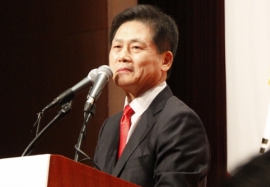 김진 100분토론 젊은이 막말 망언 논란 이유