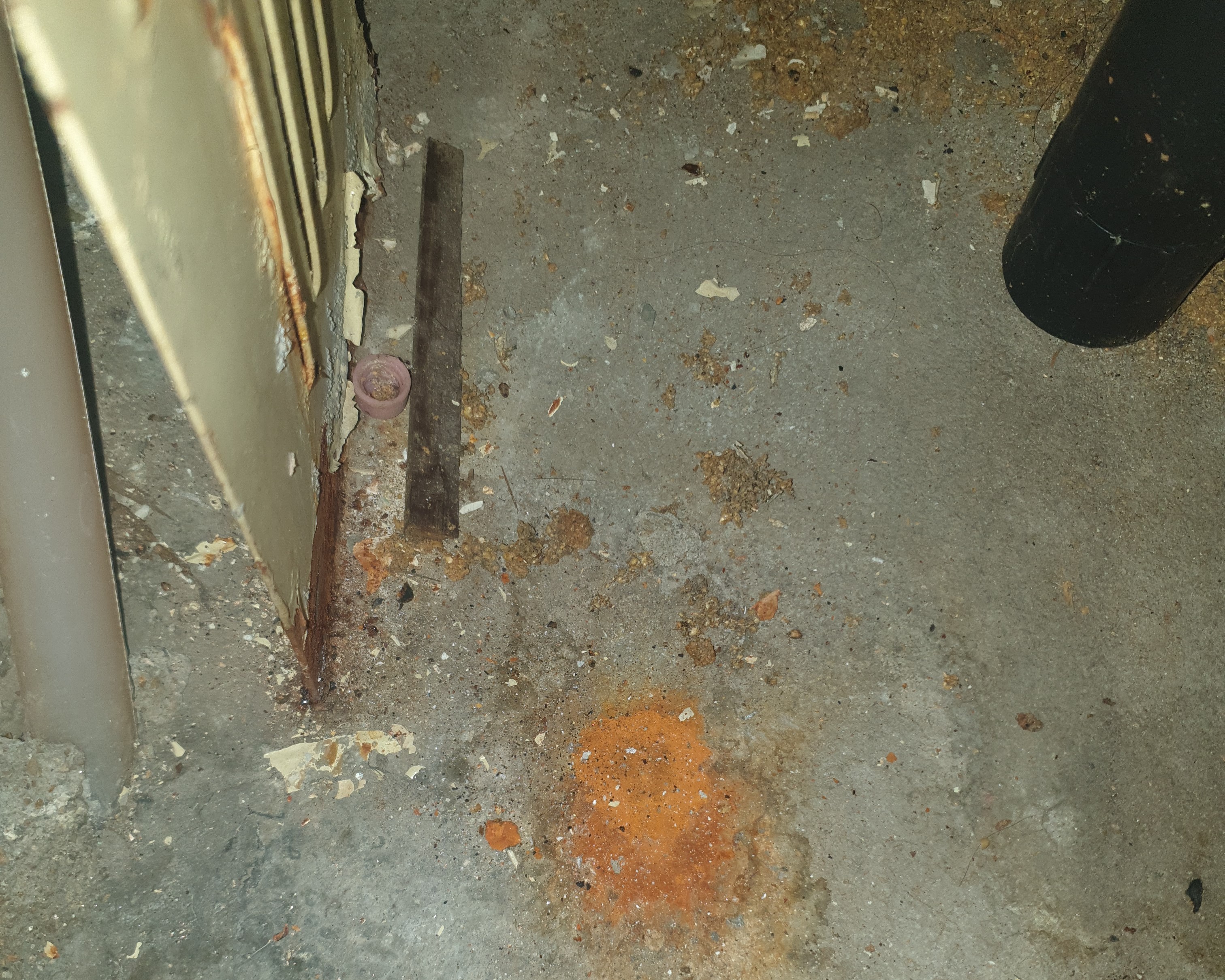 매립된 분배기 커버