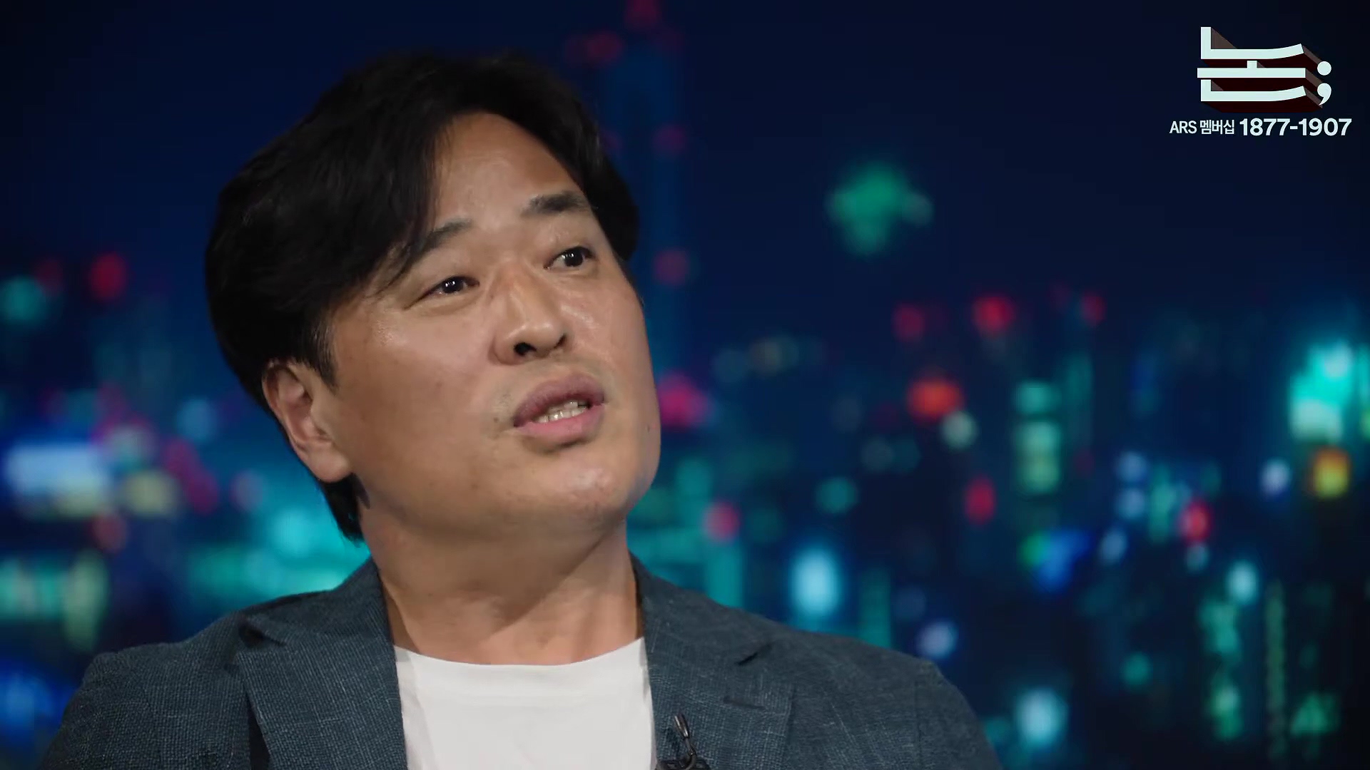 [정준희의 논] '내란의 군대'를 '국민의 군대'로 되돌리는 2025 국군의 날ㅣ홍민 통일연구원 선임연구위원ㅣ2025년 10월 1일 수요일.mp4_20251006_195741.700.jpg