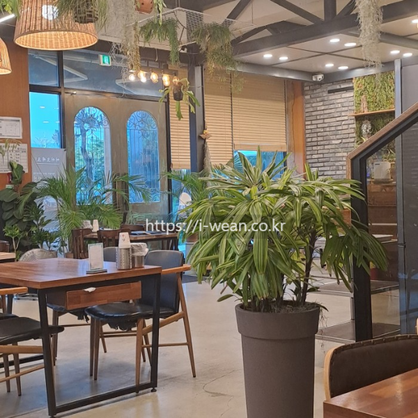 회운정 식당 내부 사진 입니다.