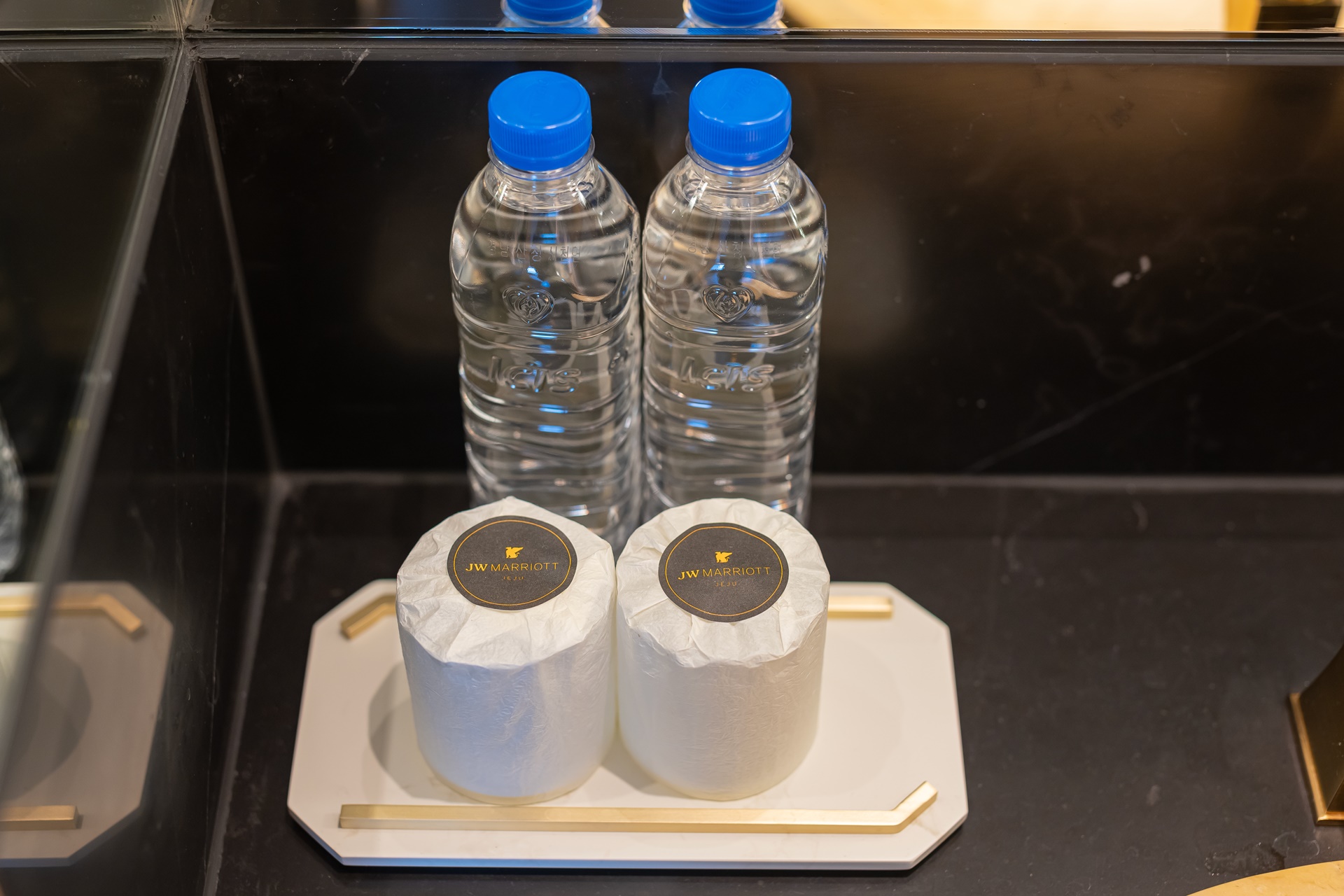 #JW메리어트 #JW메리어트제주 #JW메리어트제주리조트&스파 #범섬 #빌벤슬리 #서귀포호텔 #제주리조트 #제주메리어트 #제주여행 #제주호텔 #댄싱두루미 #더플라잉호그 #아일랜드키친