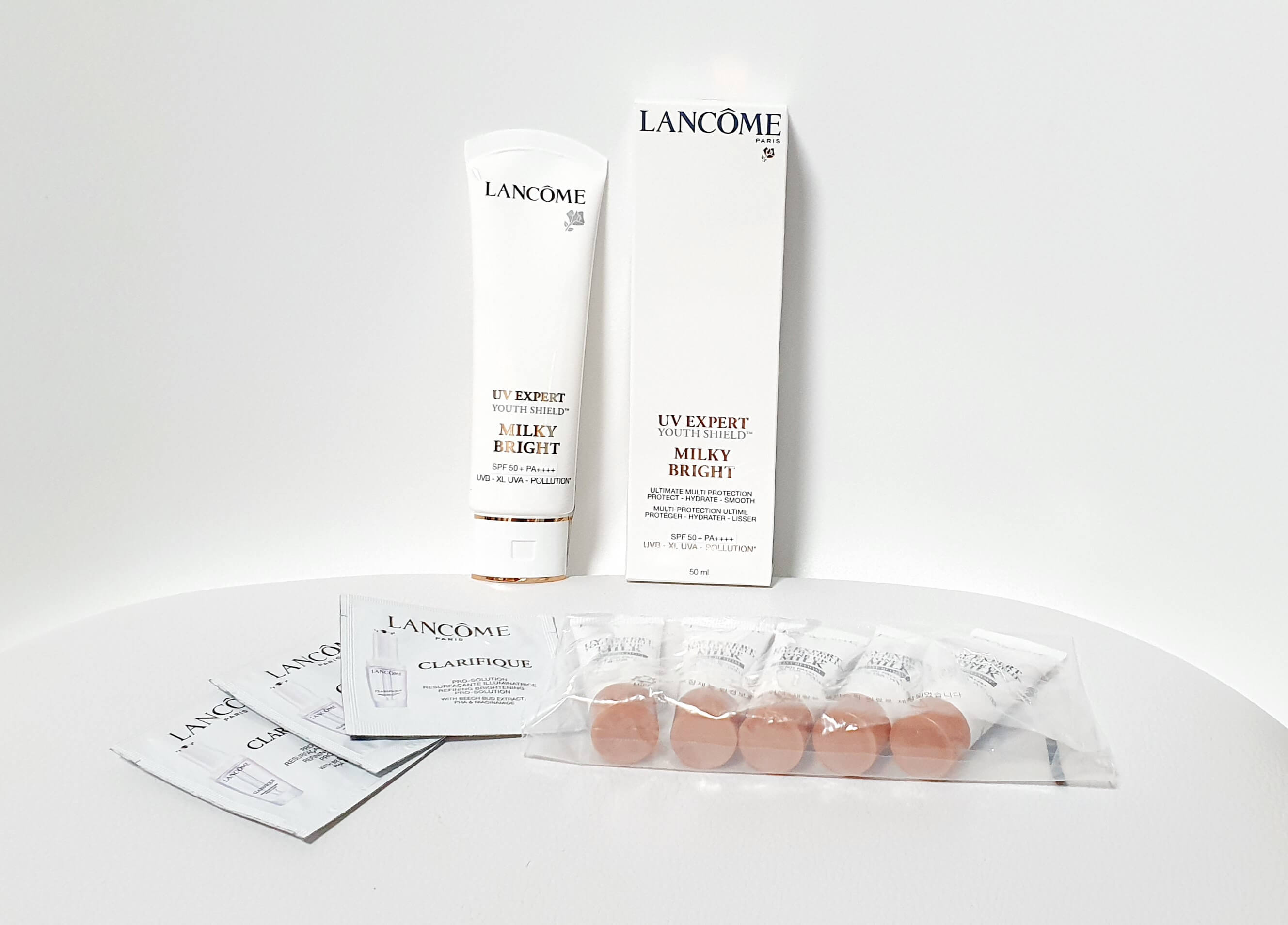 랑콤 선크림 밀키브라이트 1